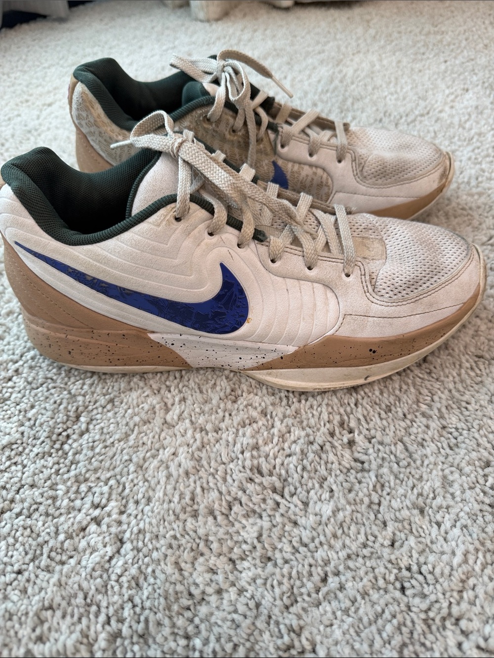 Nike Men’s White Tan Sneakers with Blue Swoosh